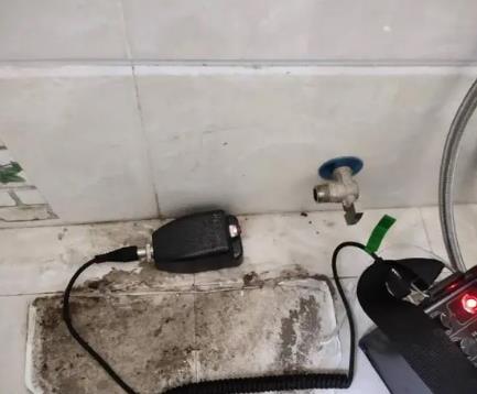 鹰潭屋顶漏水维修公司分享下卫生间漏水的危害及解决方法